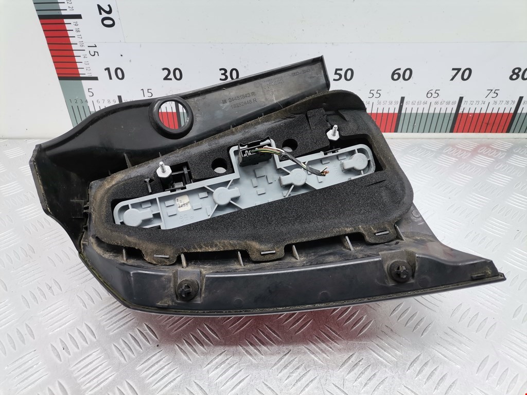 Фонарь задний правый OPEL Zafira B 2005-2012