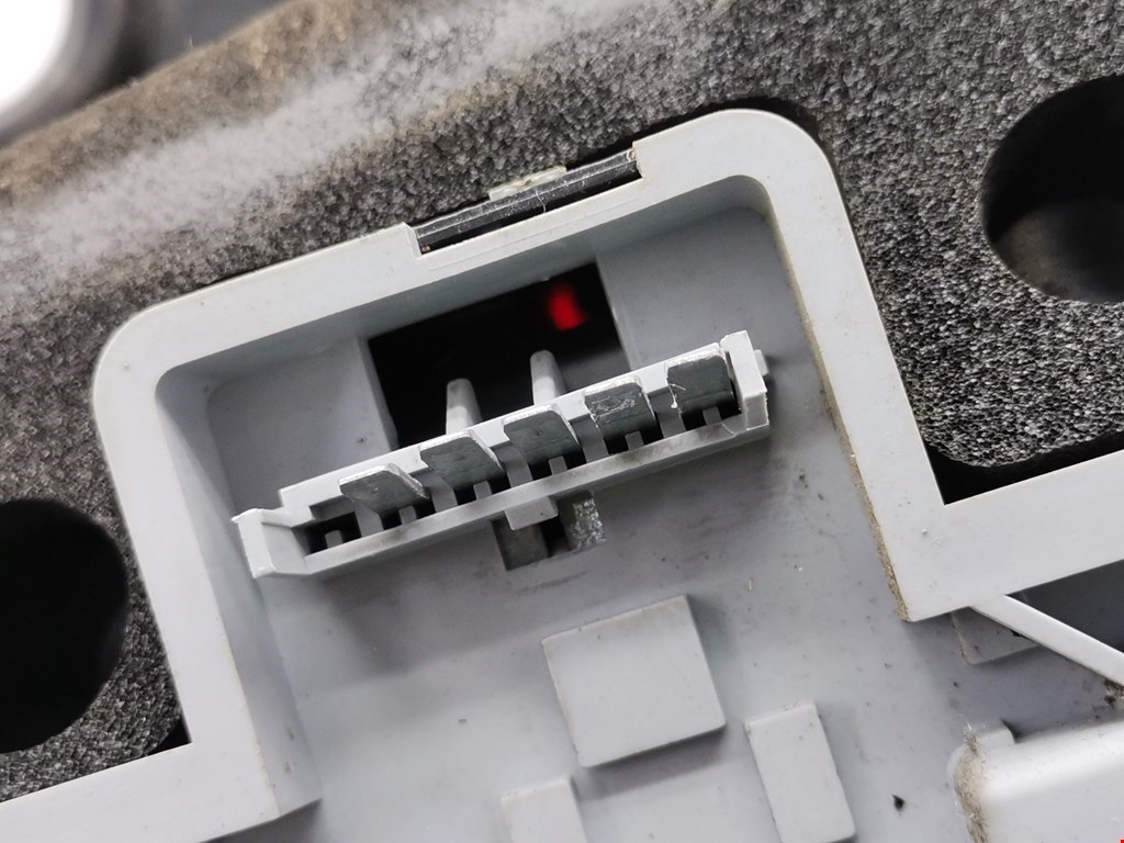 Фонарь задний правый OPEL Zafira B 2005-2012