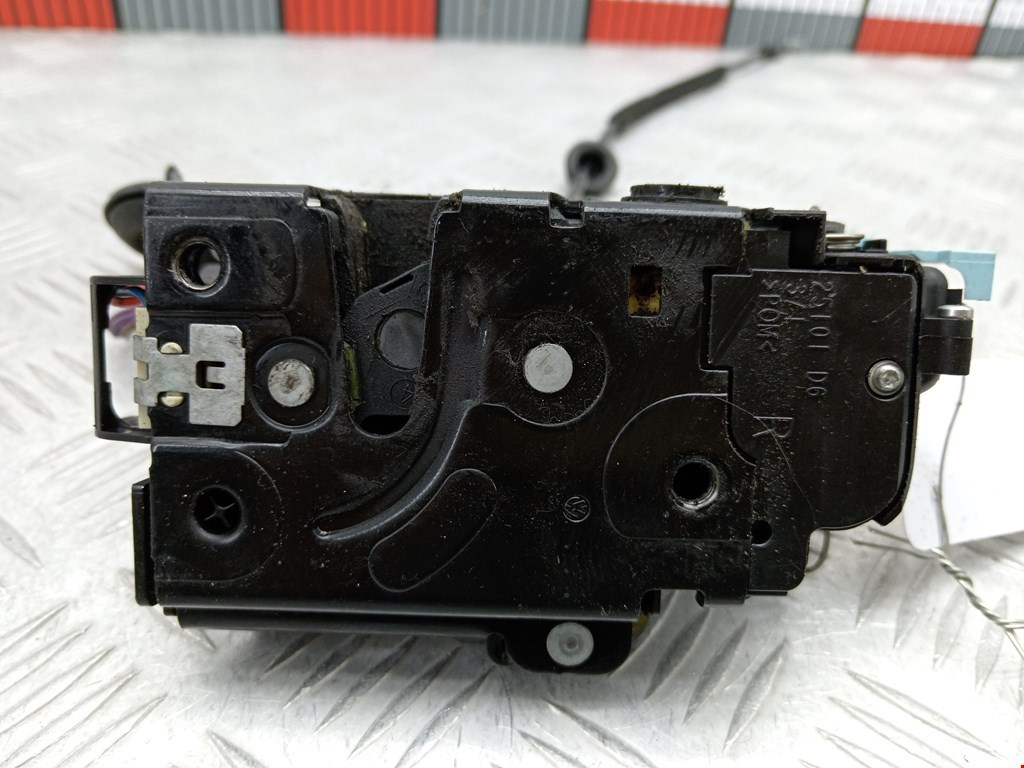 Замок двери задней правой SKODA Octavia A5 1Z- 2004-2013