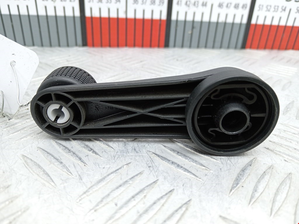 Ручка стеклоподъемника SKODA Octavia A5 1Z- 2004-2013