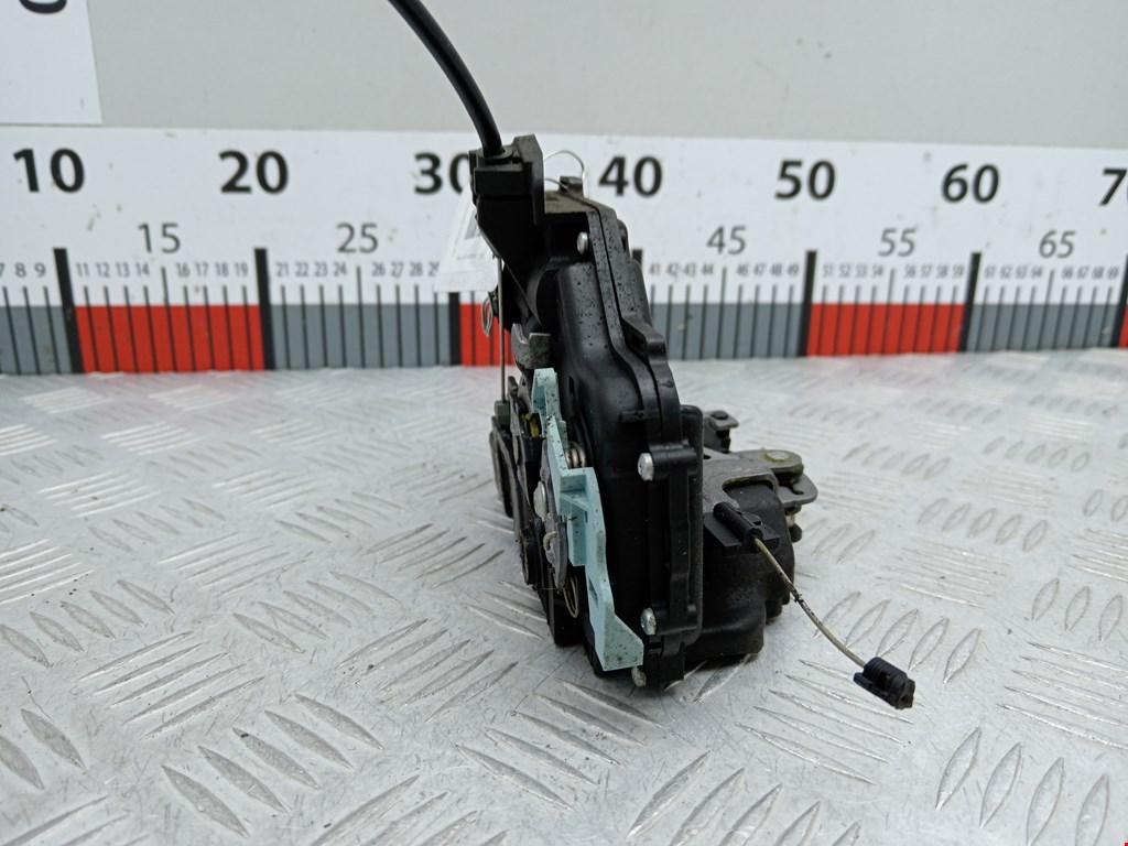 Замок двери задней правой SKODA Octavia A5 1Z- 2004-2013