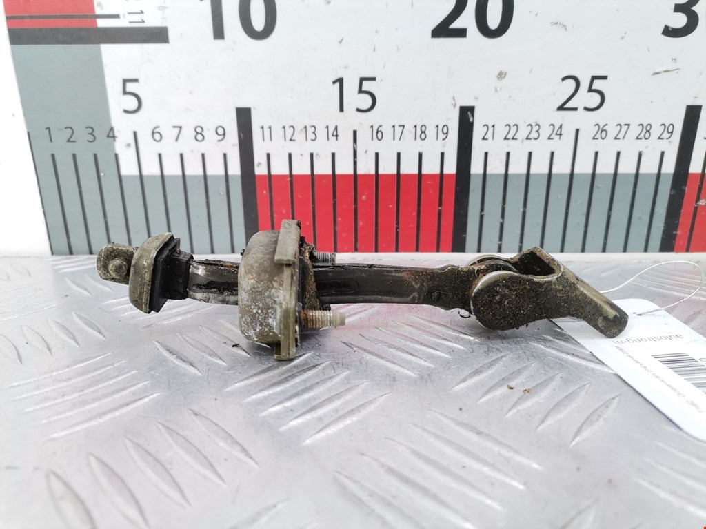 Ограничитель открывания двери FORD Mondeo II 1996-2000