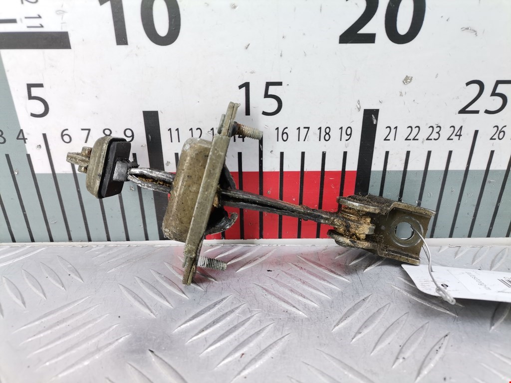 Ограничитель открывания двери FORD Mondeo II 1996-2000