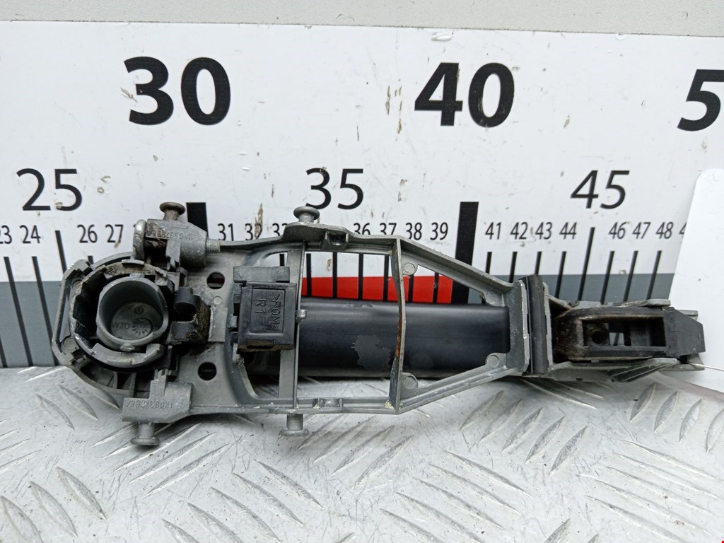 Ручка двери задней наружная левая SKODA Octavia A5 1Z- 2004-2013