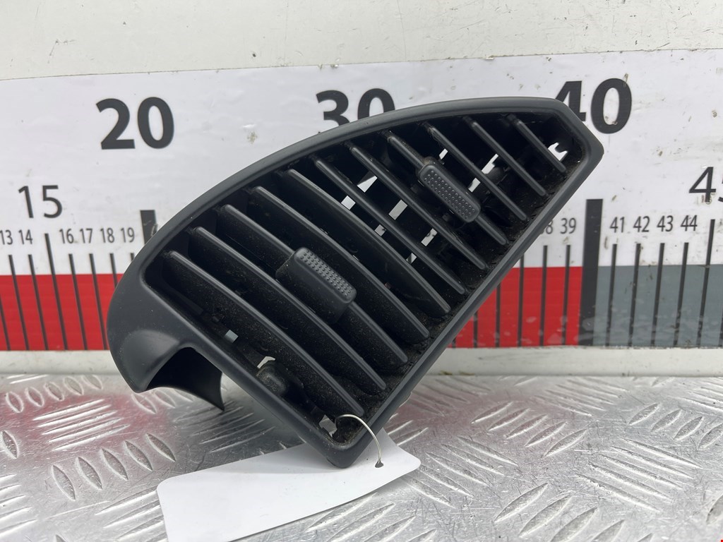 Дефлектор воздушный CITROEN Saxo 1996-2003