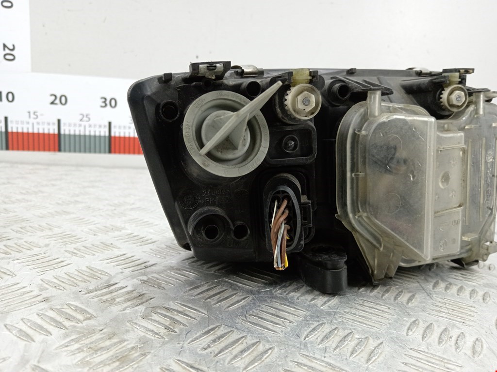 Фара левая SKODA Fabia MK1 1999-2006