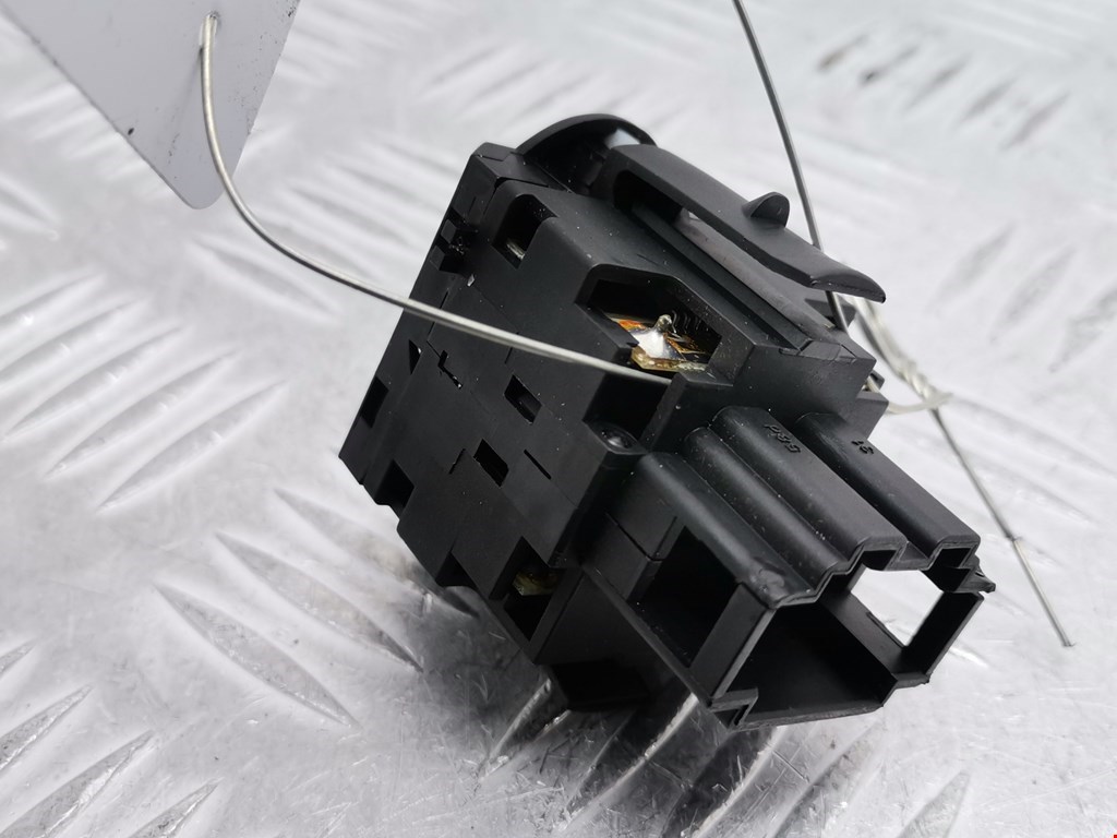 Кнопка корректора фар VOLKSWAGEN Polo III 1994-2001