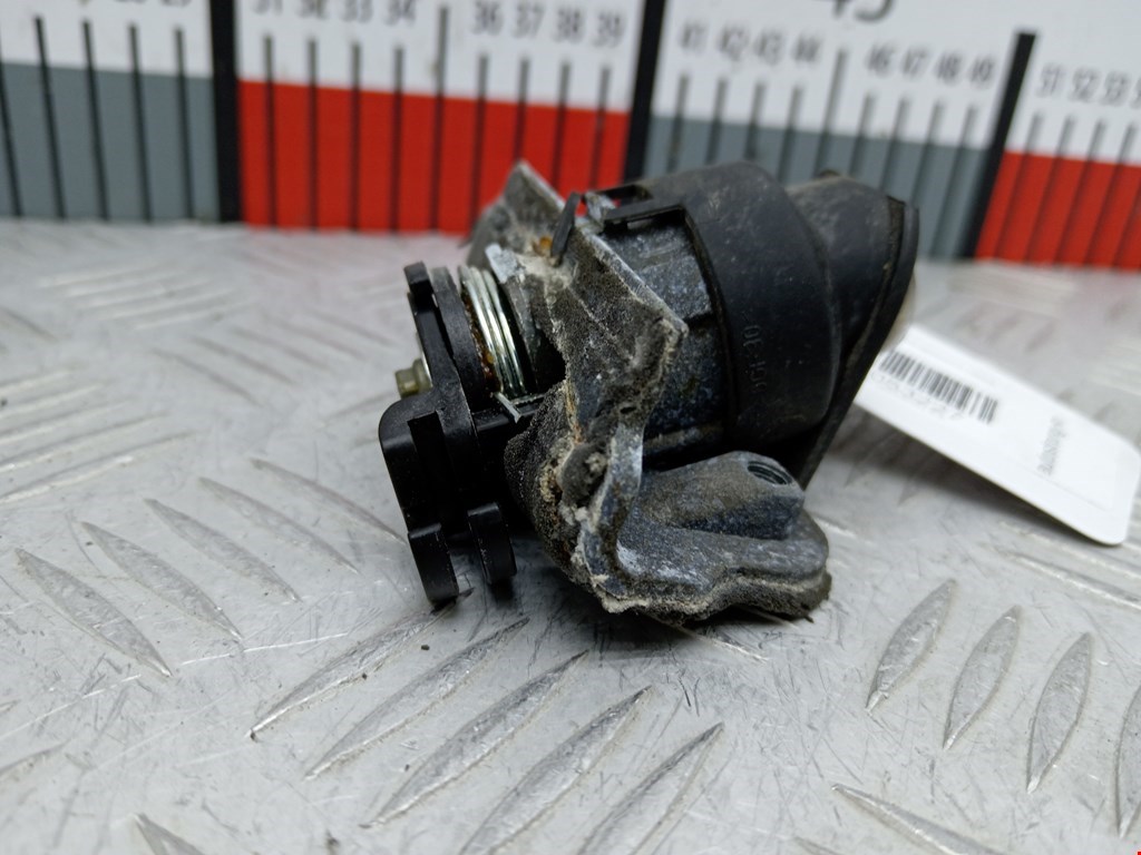 Вставка замка багажника BMW 7er 7 серия E65/E66 2001-2008