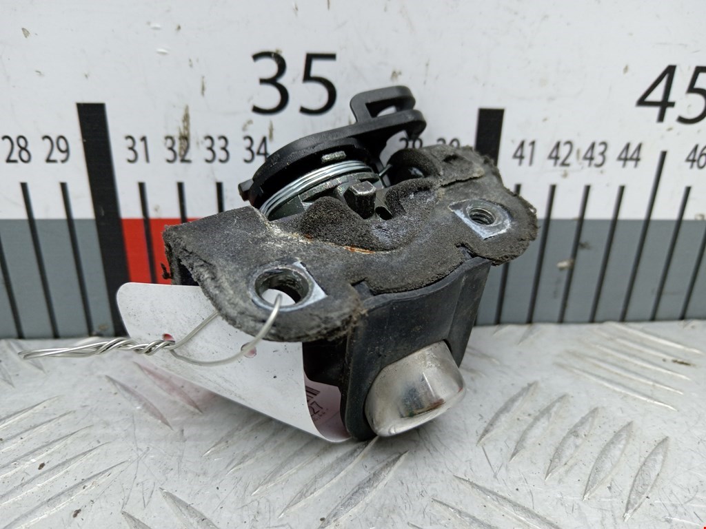 Вставка замка багажника BMW 7er 7 серия E65/E66 2001-2008