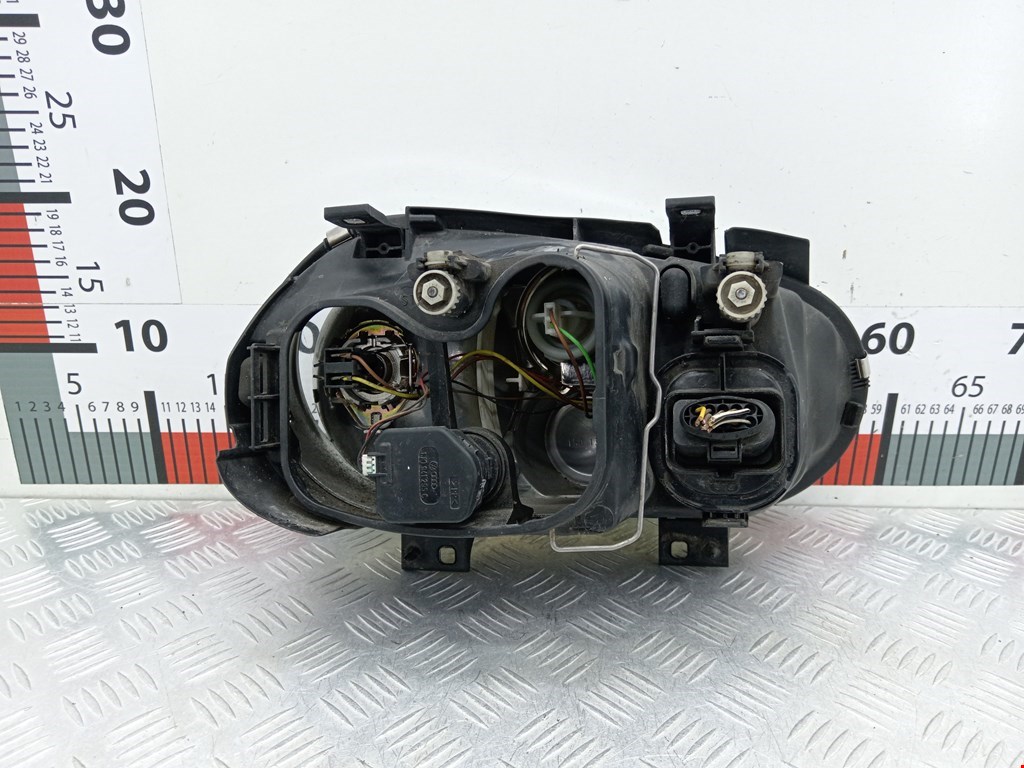 Фара левая VOLKSWAGEN Golf IV 1997-2003