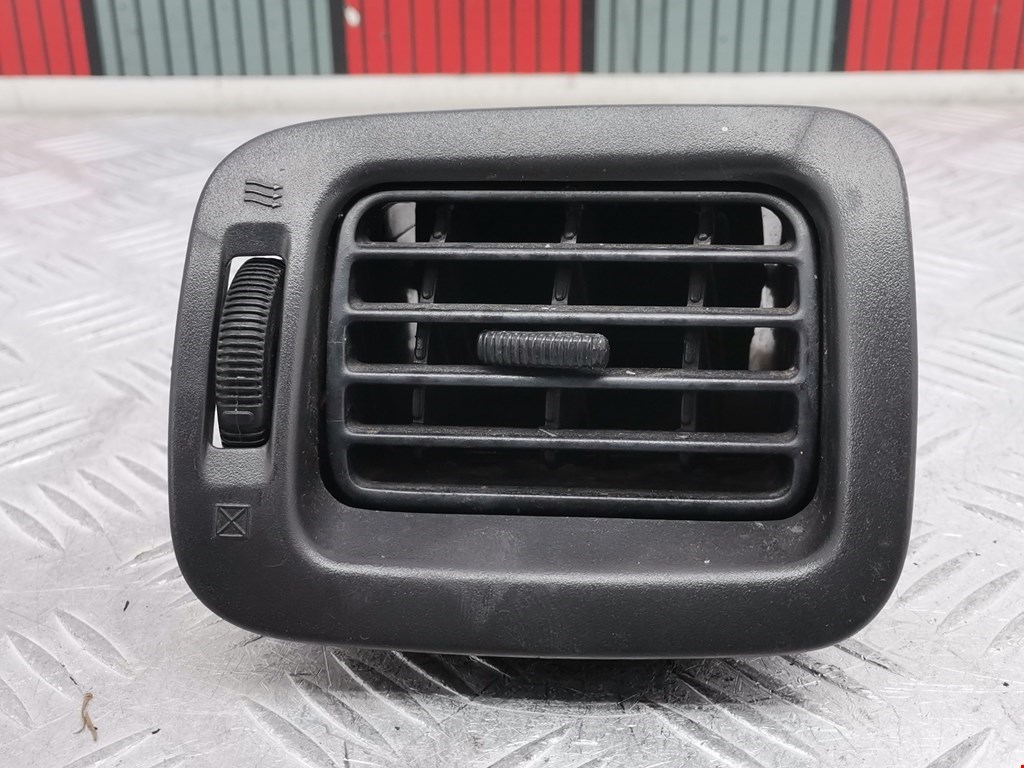 Дефлектор воздушный SUBARU Impreza 1992-2000