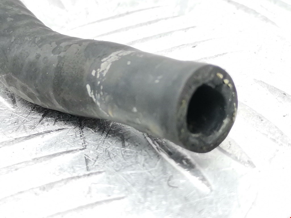 Патрубок VOLKSWAGEN Golf IV 1997-2003