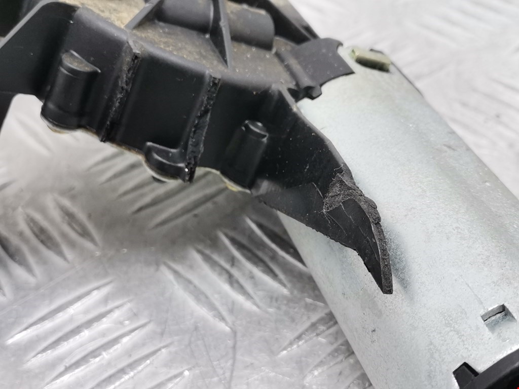 Моторчик стеклоочистителя задний SKODA Fabia MK1 1999-2006