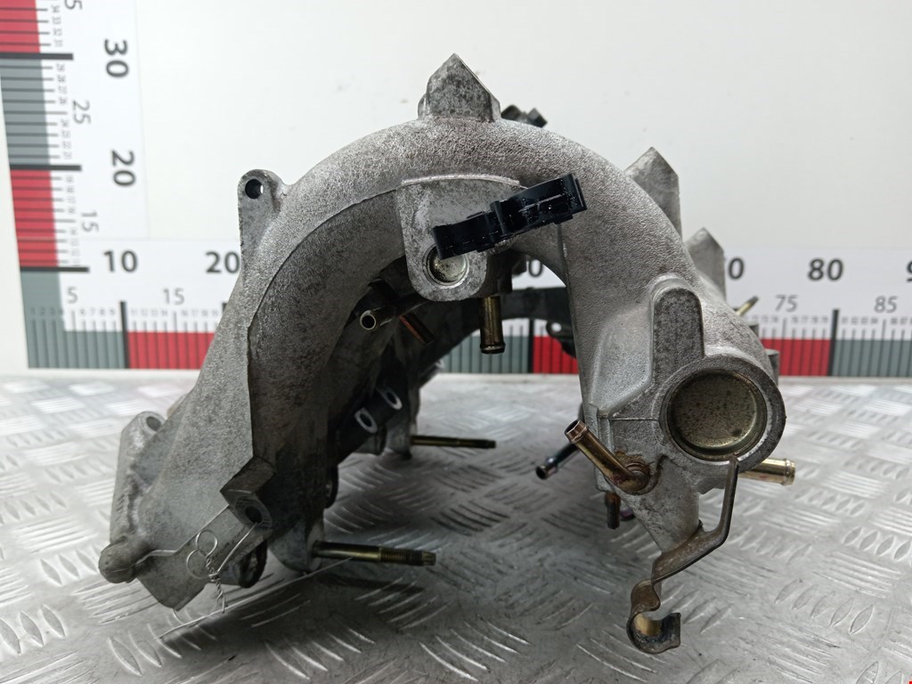 Коллектор впускной NISSAN Primera P11 1996-2002
