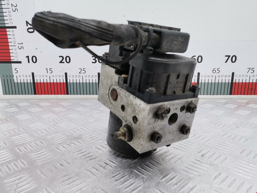 Блок ABS (насос) VOLVO V40 I 1995-2004