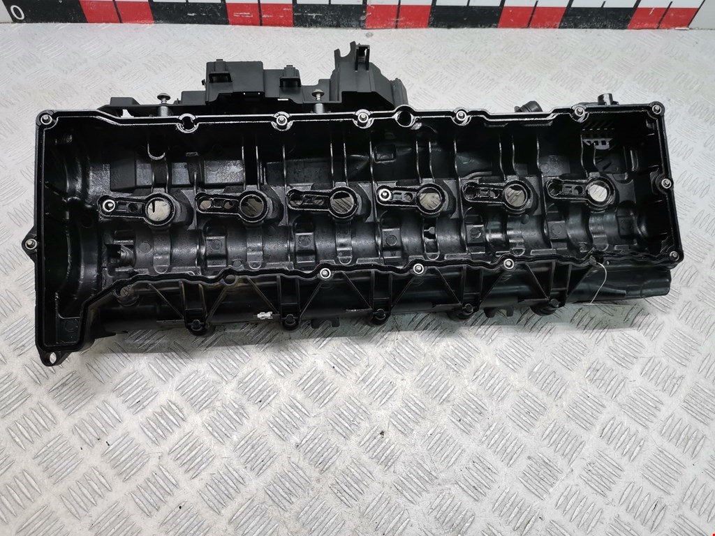 Крышка головки блока (клапанная) BMW 5er 5 серия F10/F11/F07 2009-2017