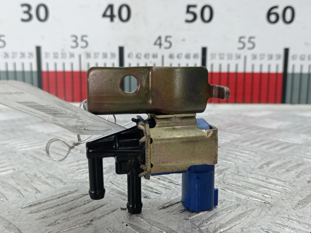 Клапан воздушного фильтра Nissan Primera P11 (1995-2002)