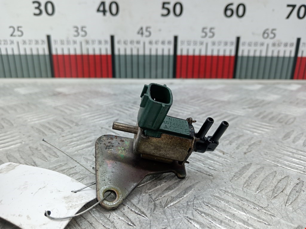 Клапан воздушного фильтра Nissan Primera P11 (1995-2002)