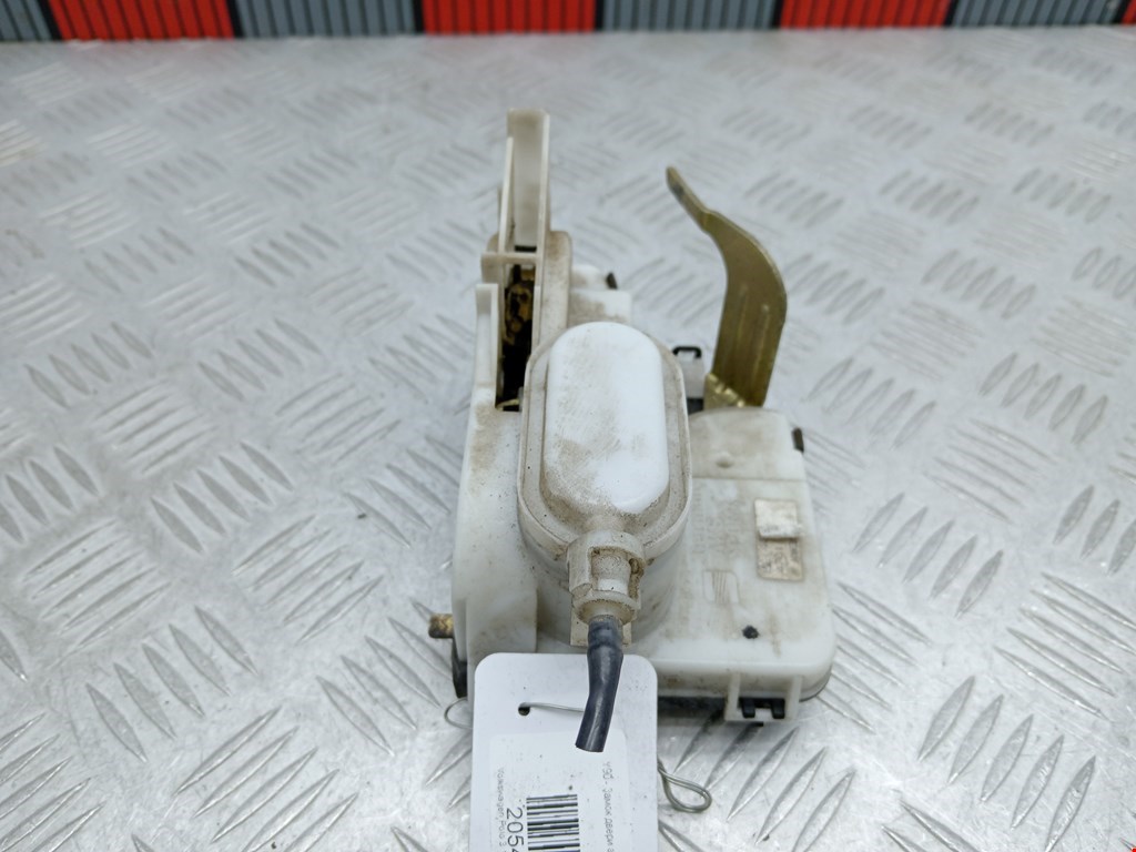 Замок двери задней левой VOLKSWAGEN Polo III 1994-2001