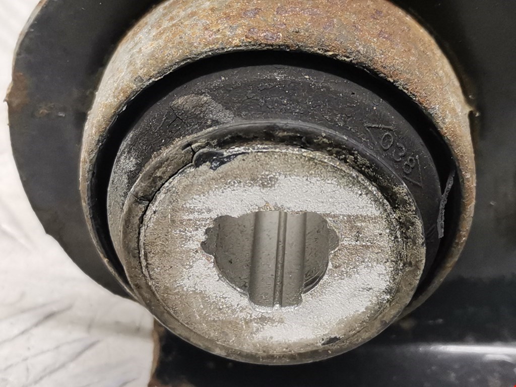 Рычаг передний правый RENAULT Kangoo 1997-2008