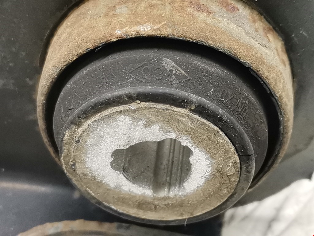 Рычаг передний правый RENAULT Kangoo 1997-2008