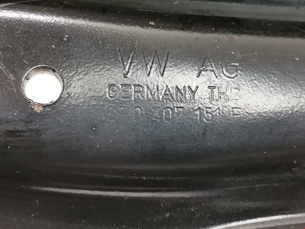 Рычаг передний левый SKODA Rapid 2012-2020