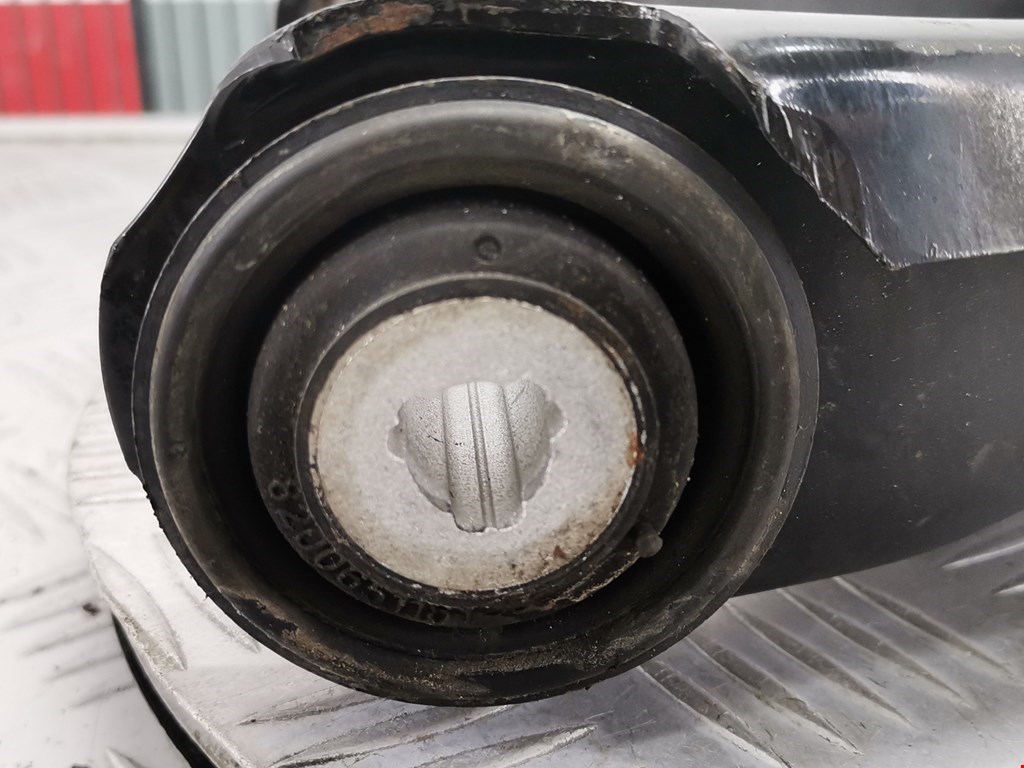 Рычаг передний левый RENAULT Kangoo 1997-2008