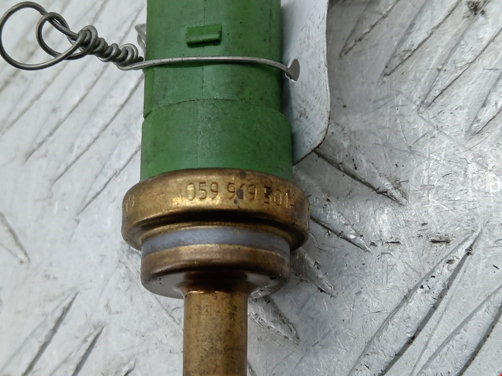 Датчик температуры (охлаждающей жидкости) VOLKSWAGEN Bora 1998-2005