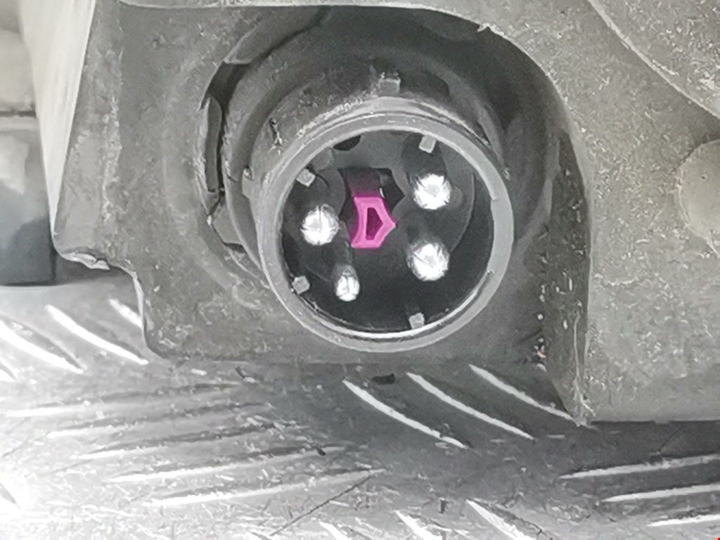 Фара правая VOLKSWAGEN Passat B5 1997-2005