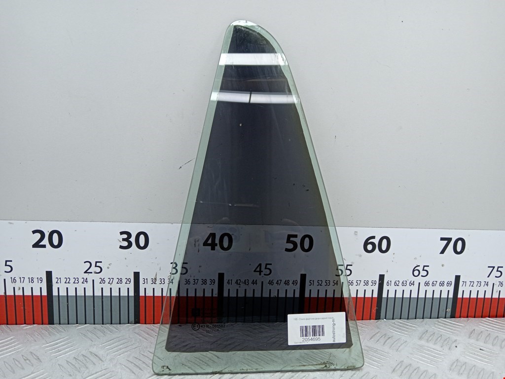 Стекло двери задней левой (форточка) Opel Astra H (2004-2014)