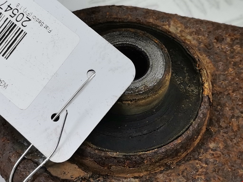 Рычаг передний правый FIAT Sedici 2005-2014