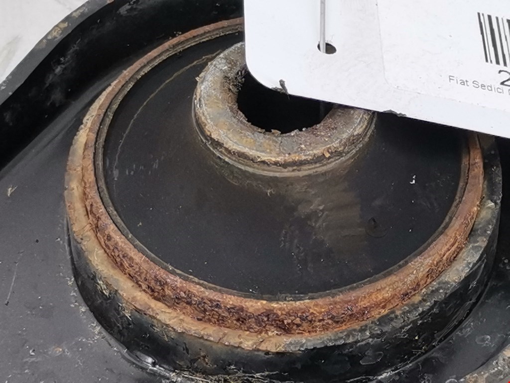 Рычаг передний левый FIAT Sedici 2005-2014