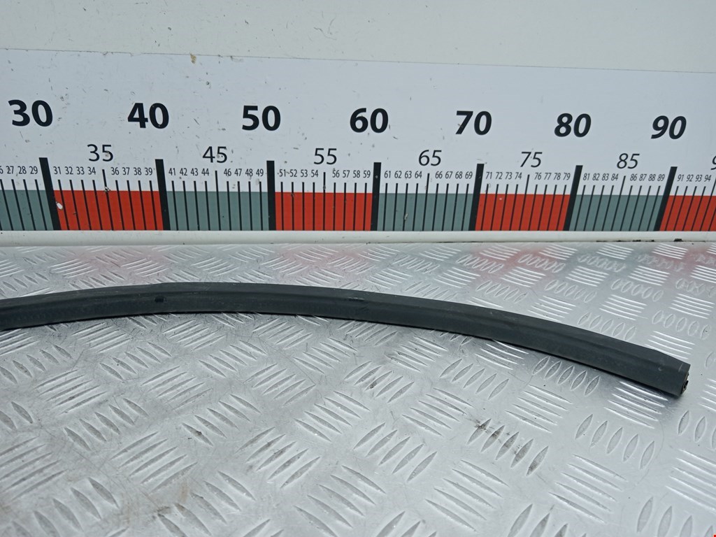 Уплотнитель двери CHEVROLET Spark 2005-2010