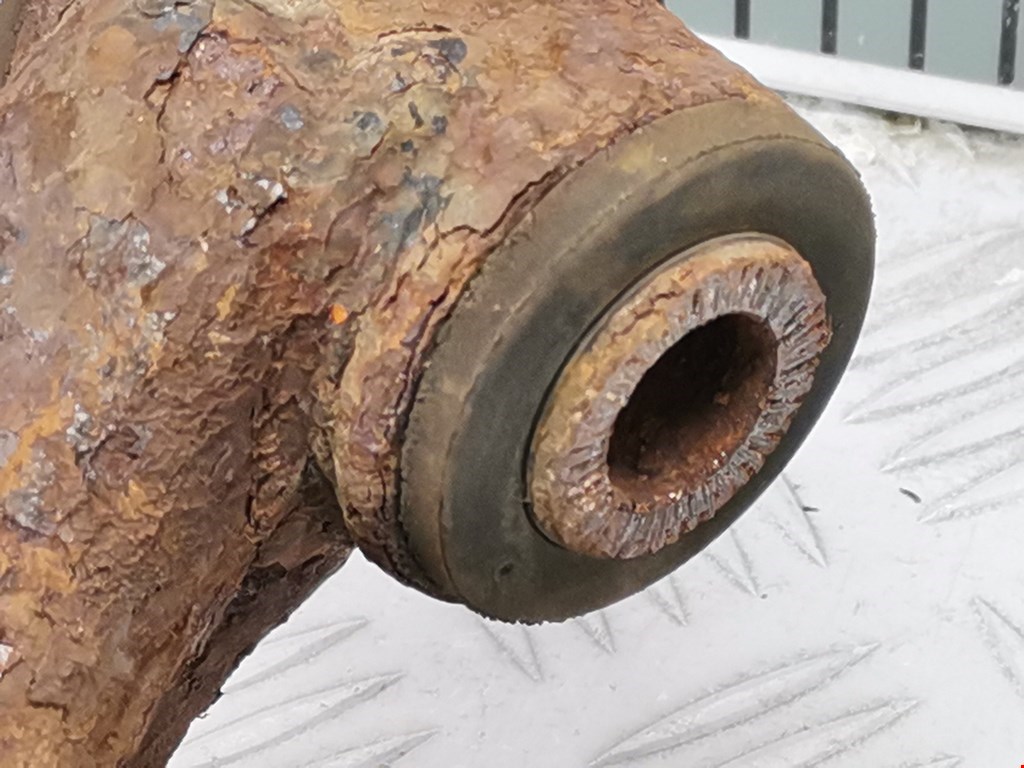 Рычаг передний левый TOYOTA RAV 4 XA30 2006-2012