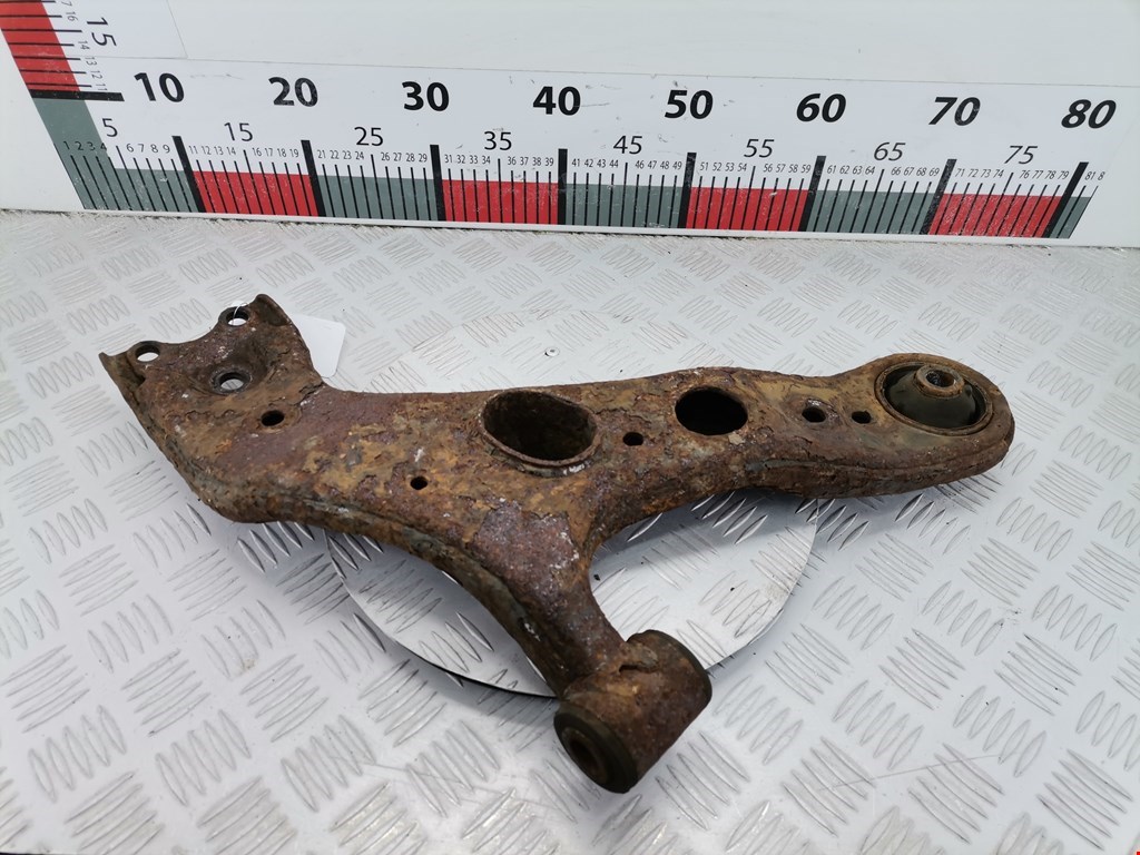 Рычаг передний левый TOYOTA RAV 4 XA30 2006-2012