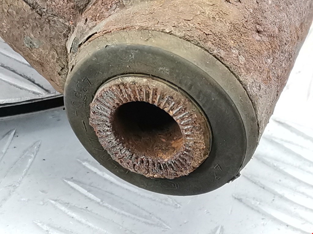 Рычаг передний левый TOYOTA RAV 4 XA30 2006-2012