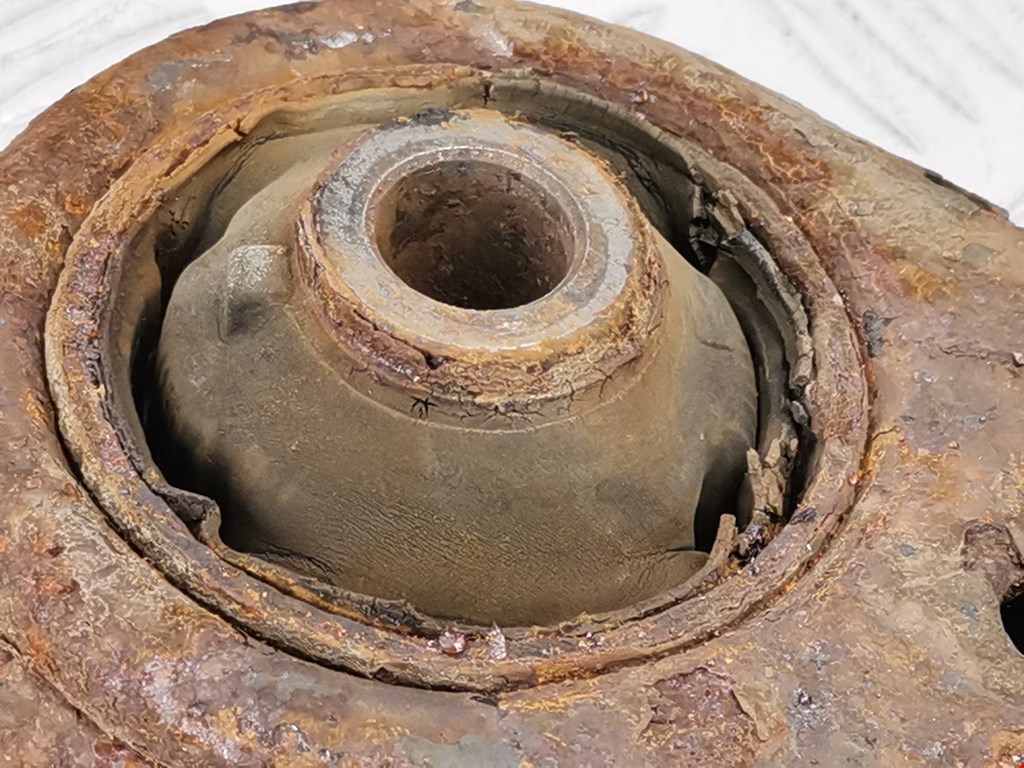 Рычаг передний правый TOYOTA RAV 4 XA30 2006-2012