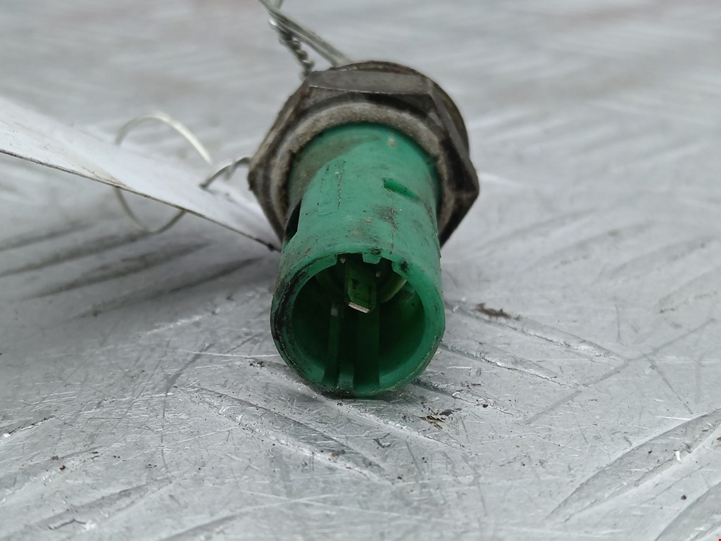 Датчик давления масла RENAULT Laguna 1993-2000