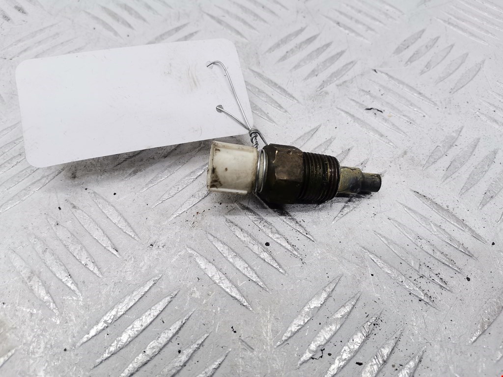 Датчик температуры (охлаждающей жидкости) MITSUBISHI Sigma 1990-1996