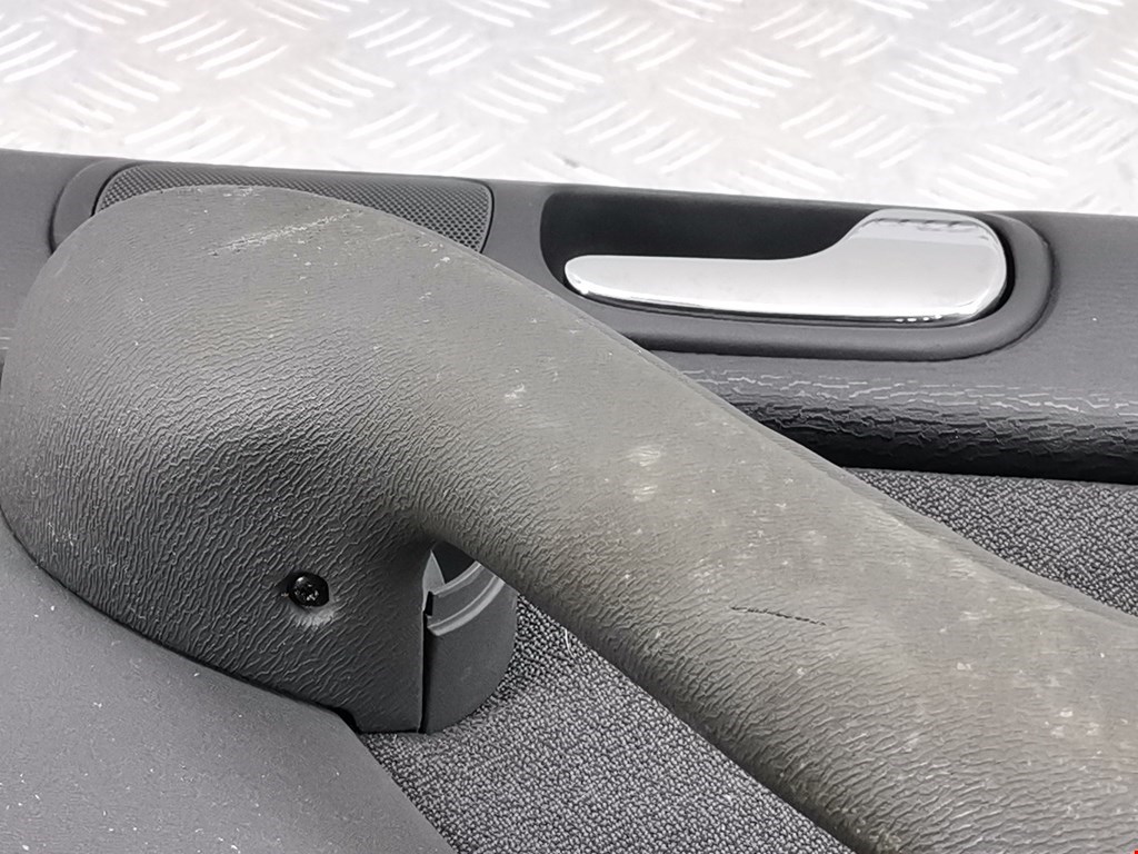 Обшивка двери передняя правая AUDI A3 8L 1996-2003