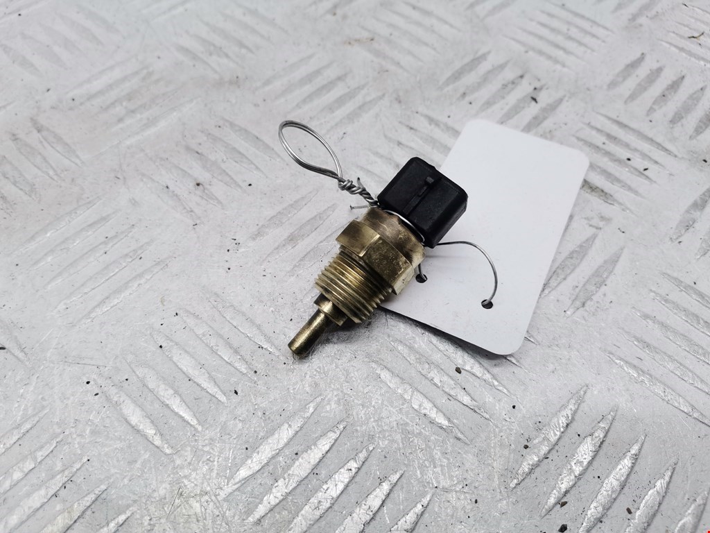 Датчик температуры (охлаждающей жидкости) HYUNDAI i30 2007-2012