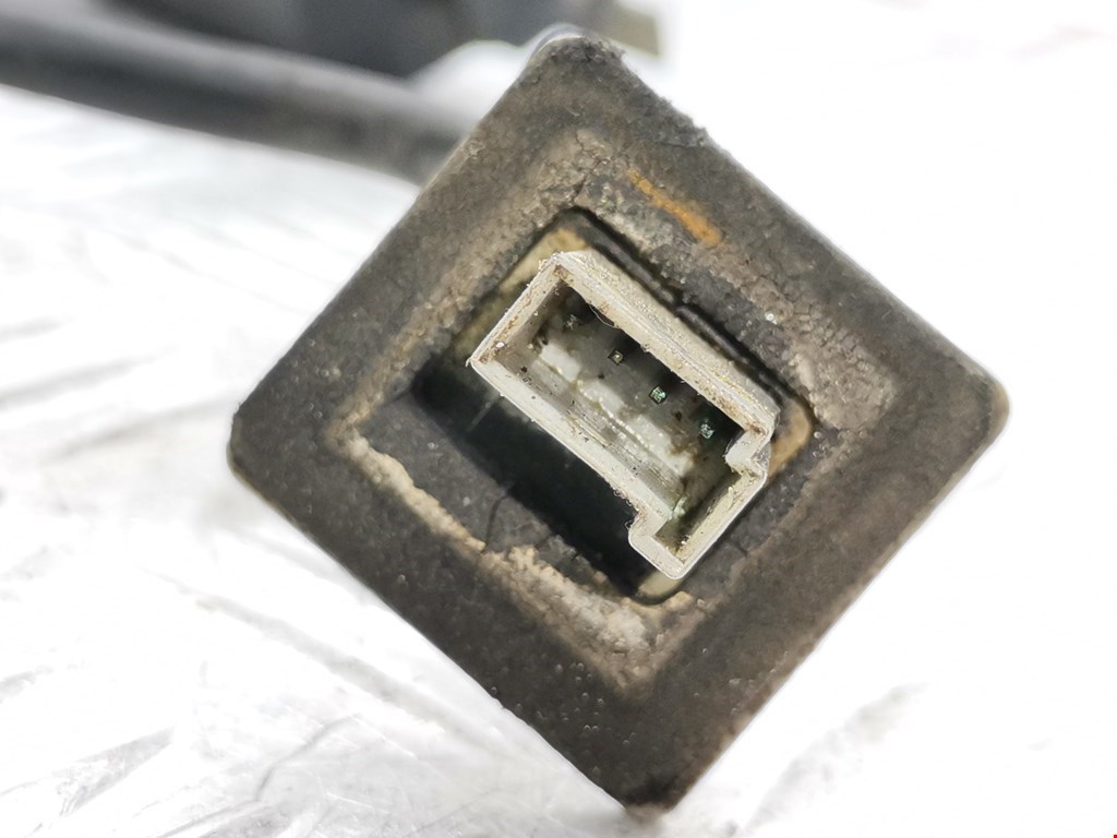 Ручка двери багажника наружная OPEL Zafira B 2005-2012