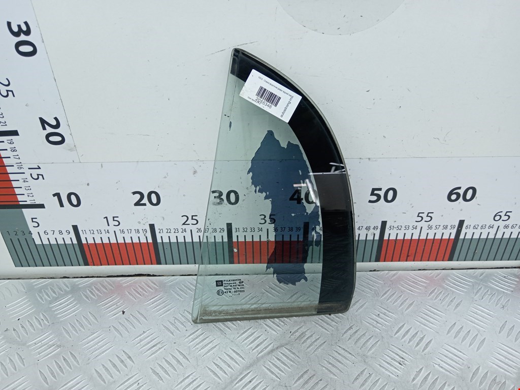 Стекло двери задней левой (форточка) Opel Vectra C (2002-2008)