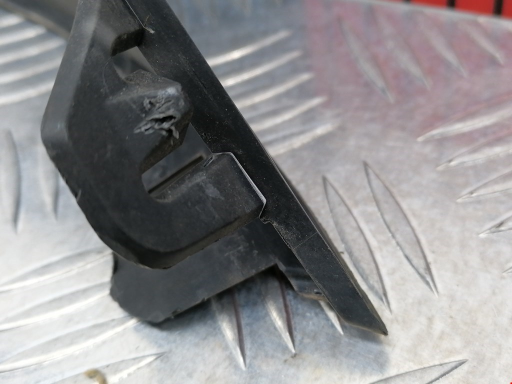 Решетка в бампер OPEL Astra H/Family 2004-2015