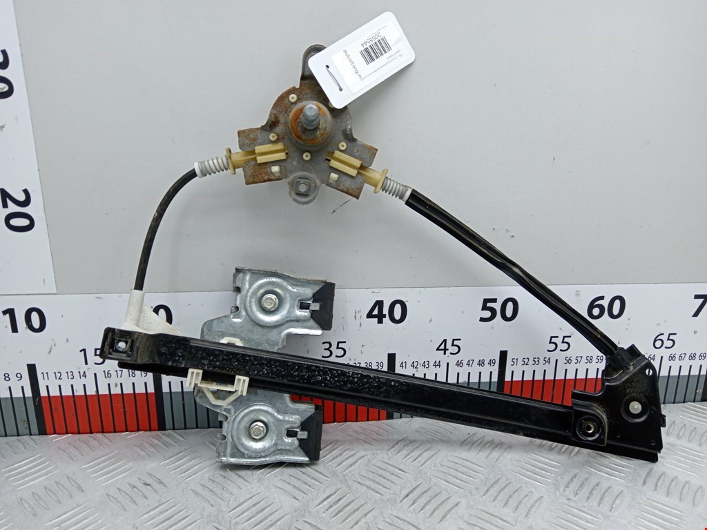 Стеклоподъемник задний правый VOLKSWAGEN Polo III 1994-2001
