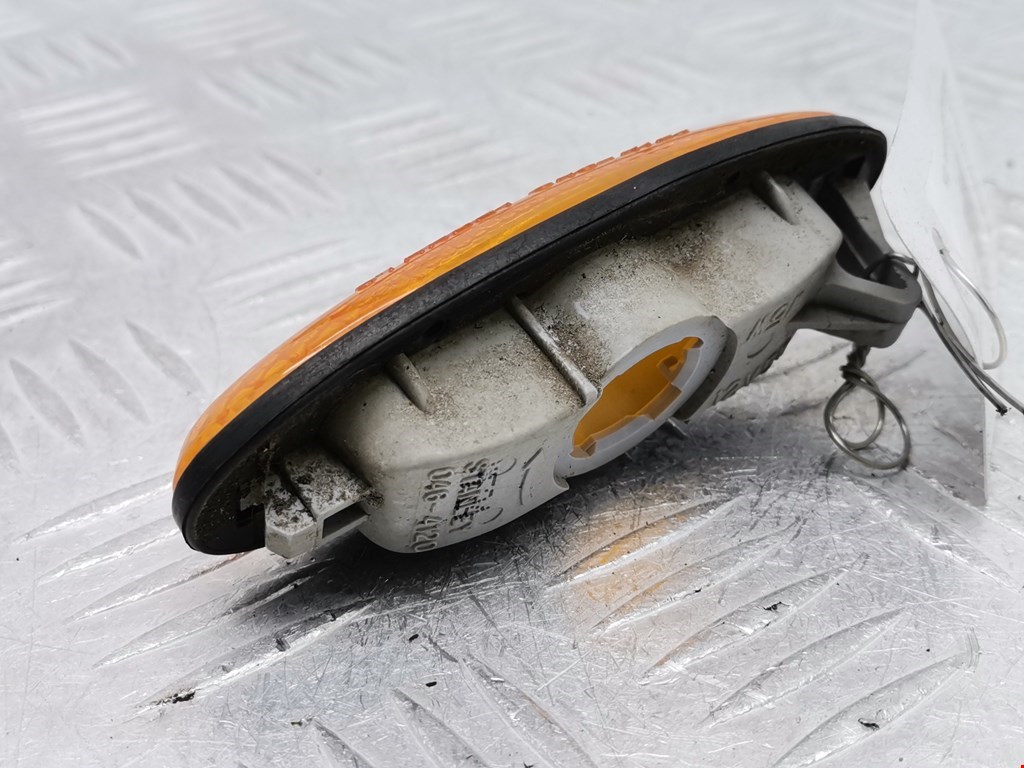 Повторитель на крыло MAZDA Demio DW 1996-2002