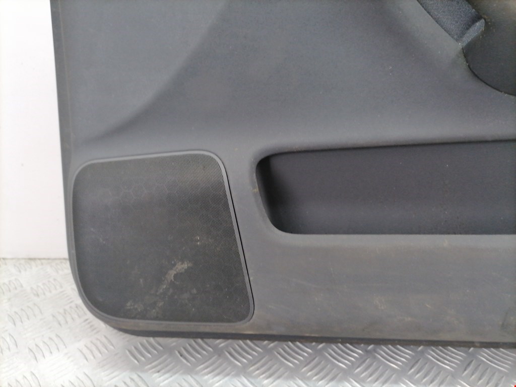 Обшивка двери передняя правая AUDI A3 8L 1996-2003