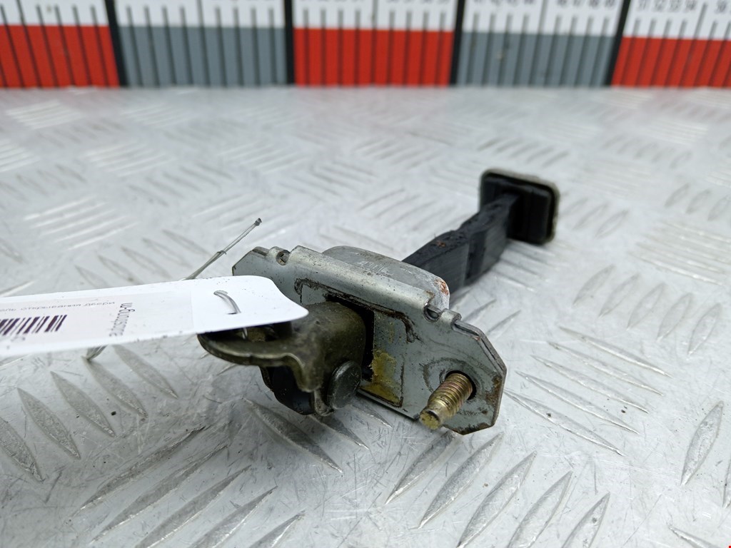 Ограничитель открывания двери SUBARU Forester I 1997-2002