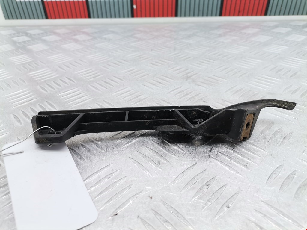 Кронштейн переднего бампера левый OPEL Astra G 1998-2005