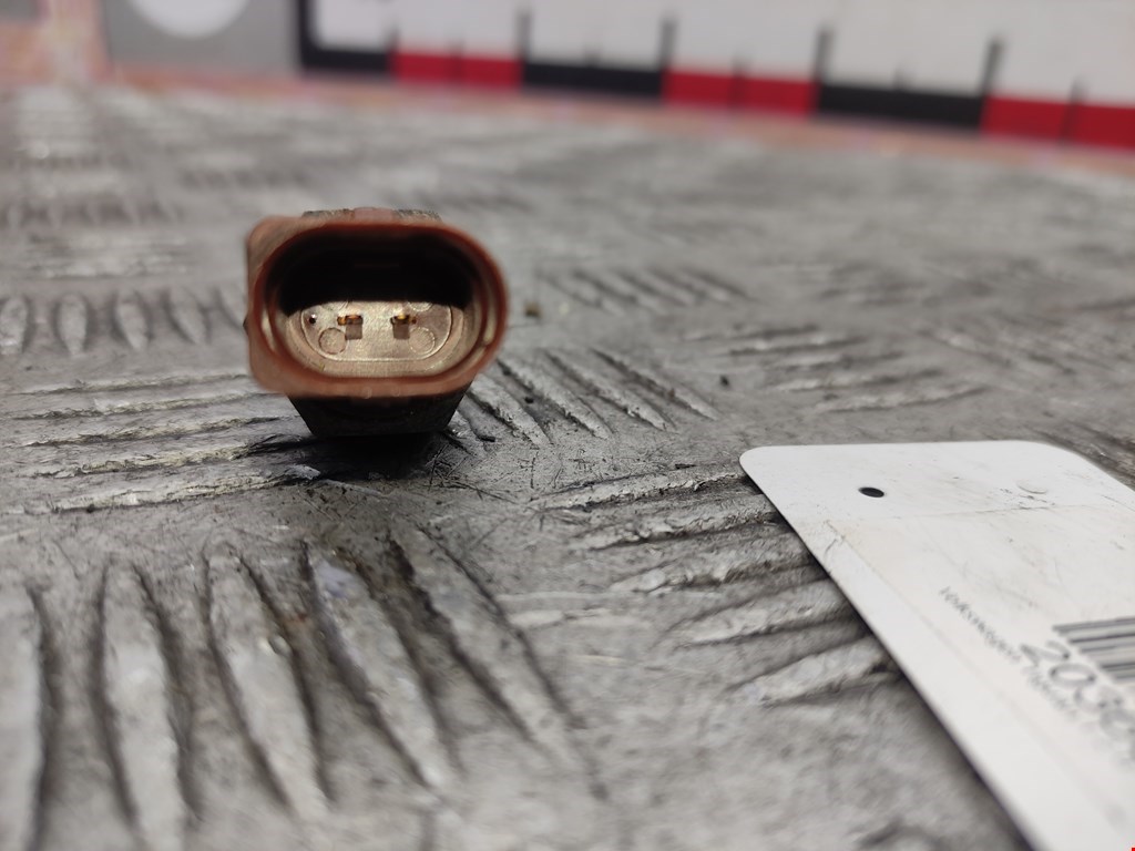 Датчик включения заднего хода VOLKSWAGEN Tiguan 2007-2016